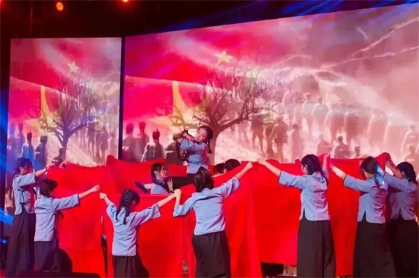重庆市万州现代信息工程学校2024元旦文艺汇演