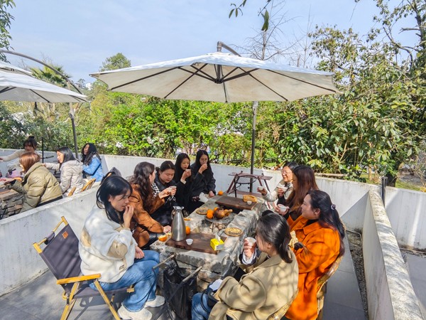 馨暖巾帼  活力绽春 ——庆祝第115个“三八”国际妇女节